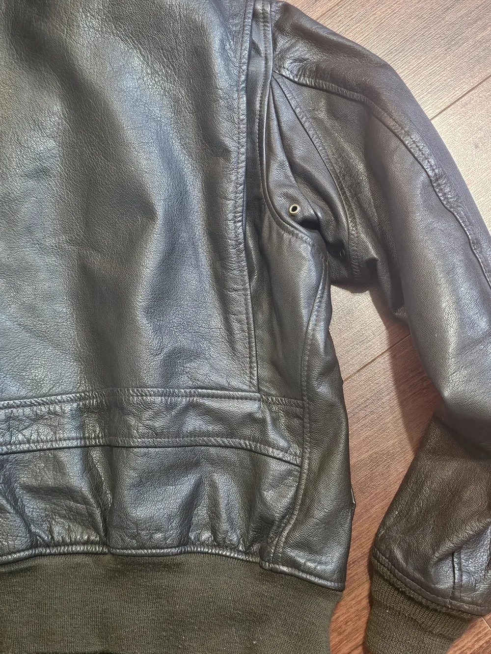Avirex Men's Type G1 Brown Leather Bomber Jacket with Fur Collar (Sz 46)